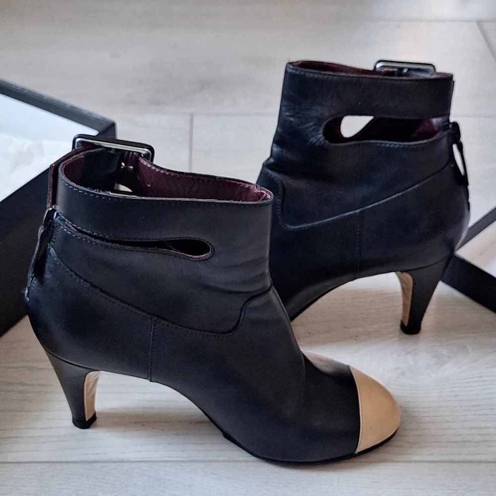 Chanel Boots Size 37 Coco Mark CC Logo Short Strap High Heel Bicolor